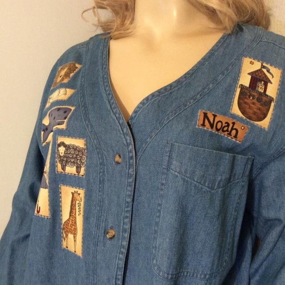 PTNY Denim : long-sleeved v-neck shirt with Noah's Ark Animals Appliqued! Size M - Picture 2 of 7